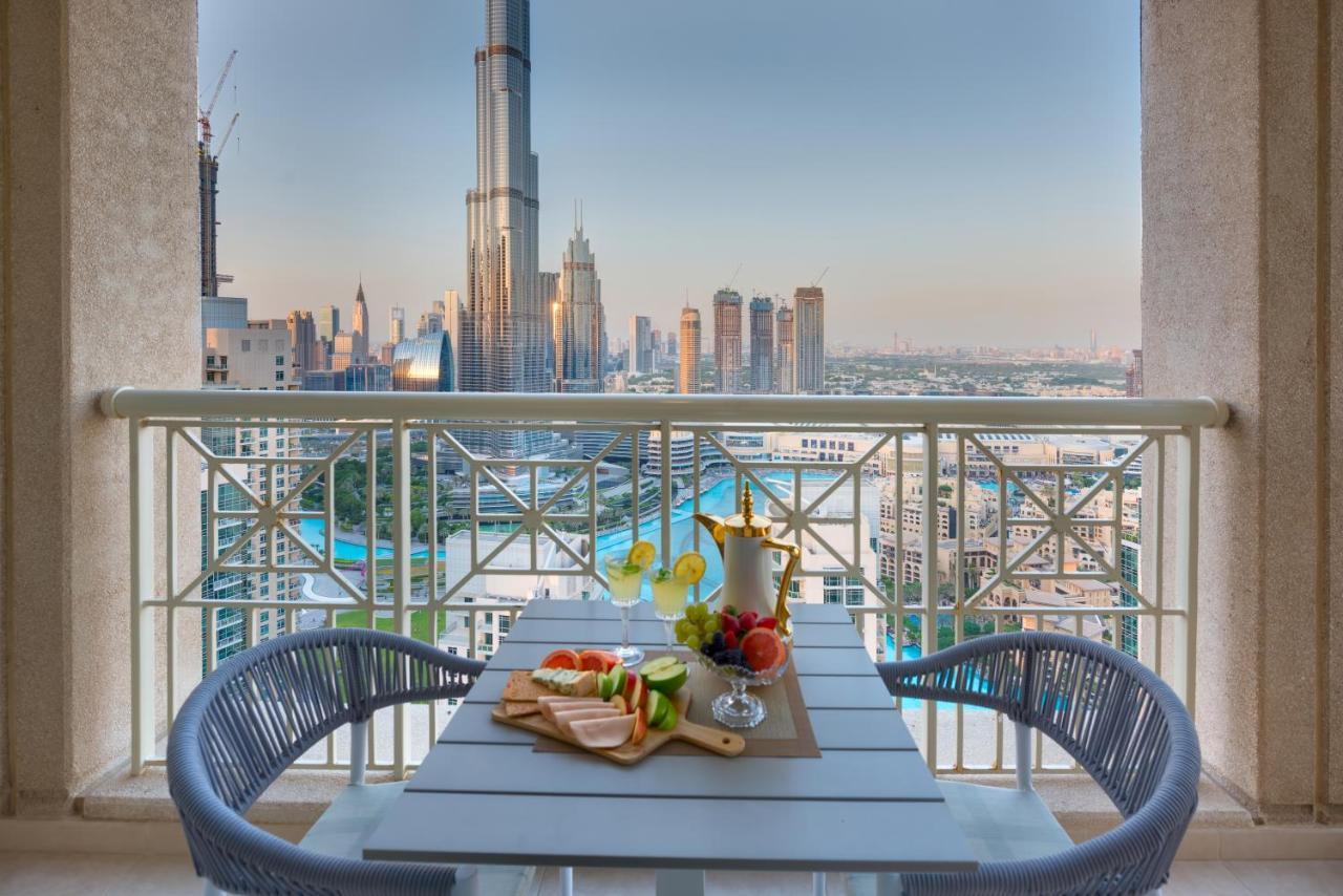 Durrani Homes - Designer 2Br Apt With Stunning Burj Khalifa And Fountain View Дубай Екстер'єр фото