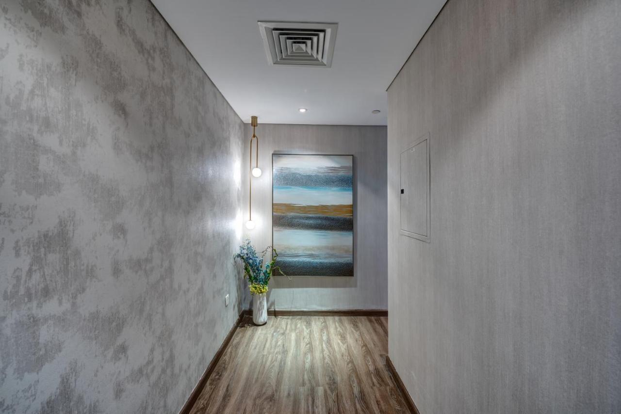 Durrani Homes - Designer 2Br Apt With Stunning Burj Khalifa And Fountain View Дубай Екстер'єр фото