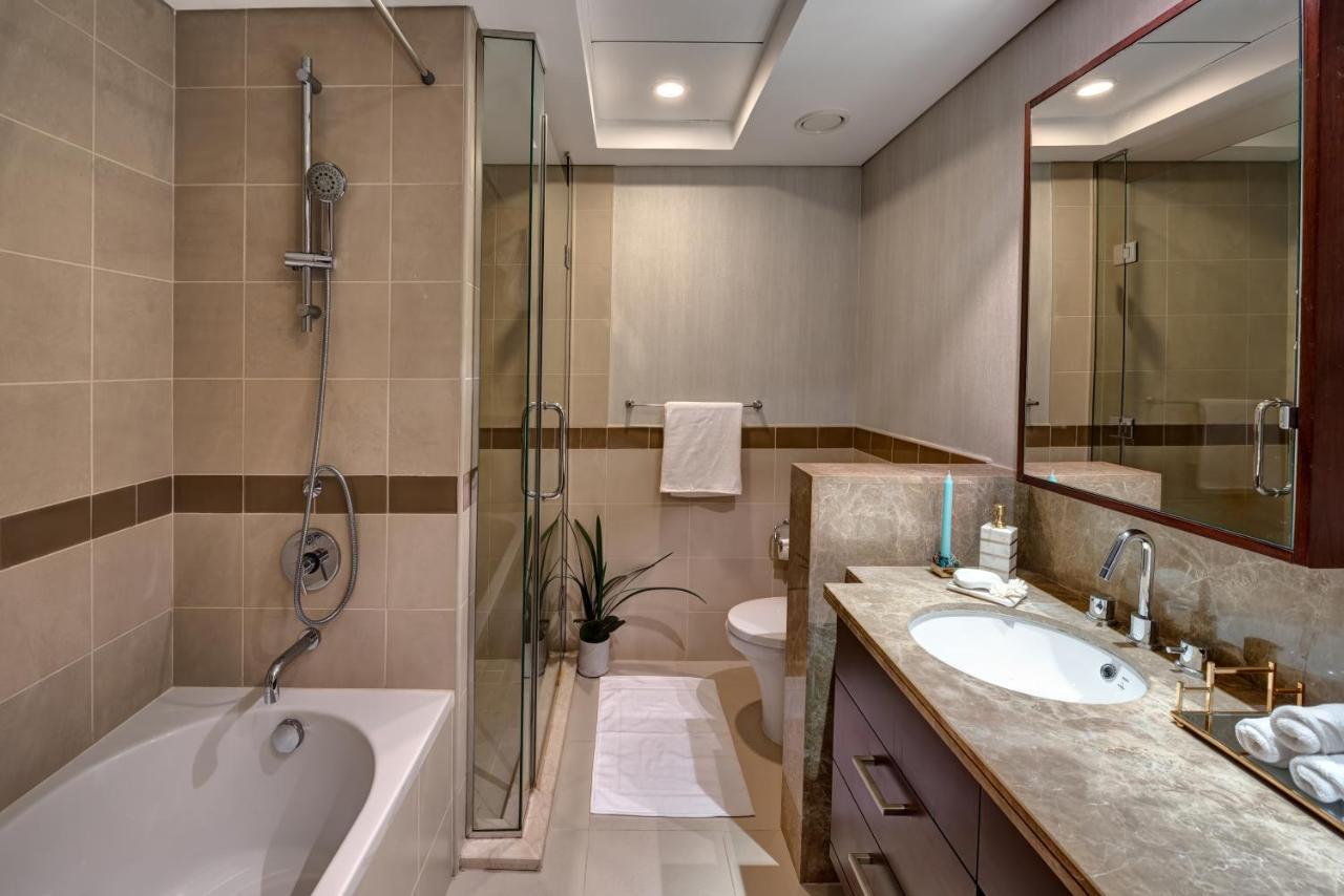 Durrani Homes - Designer 2Br Apt With Stunning Burj Khalifa And Fountain View Дубай Екстер'єр фото