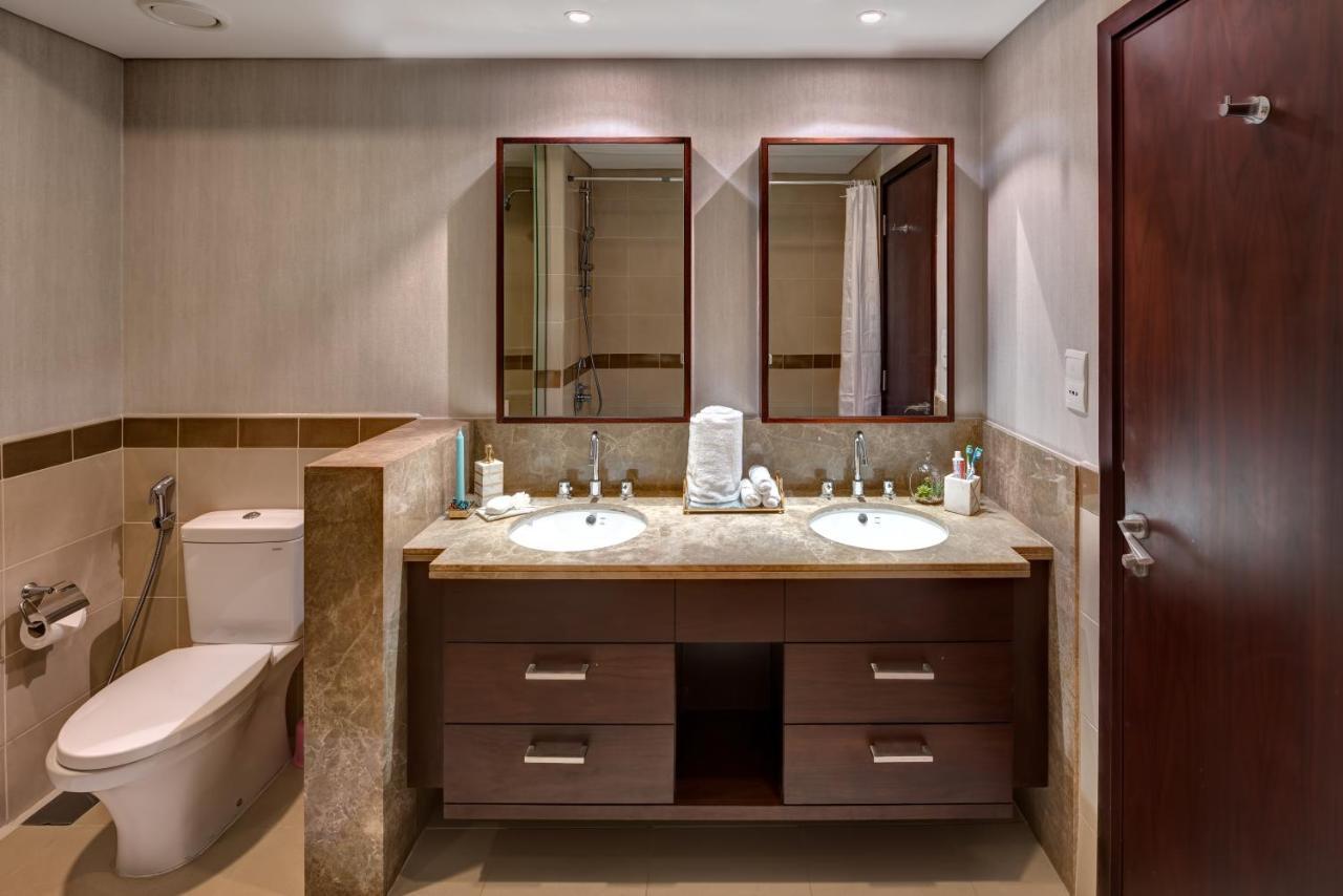 Durrani Homes - Designer 2Br Apt With Stunning Burj Khalifa And Fountain View Дубай Екстер'єр фото