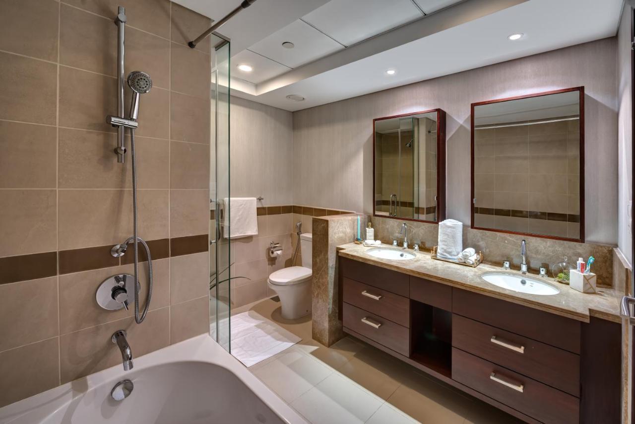 Durrani Homes - Designer 2Br Apt With Stunning Burj Khalifa And Fountain View Дубай Екстер'єр фото