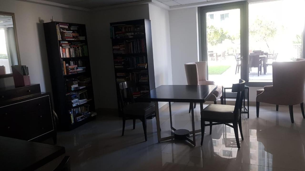 Durrani Homes - Designer 2Br Apt With Stunning Burj Khalifa And Fountain View Дубай Екстер'єр фото